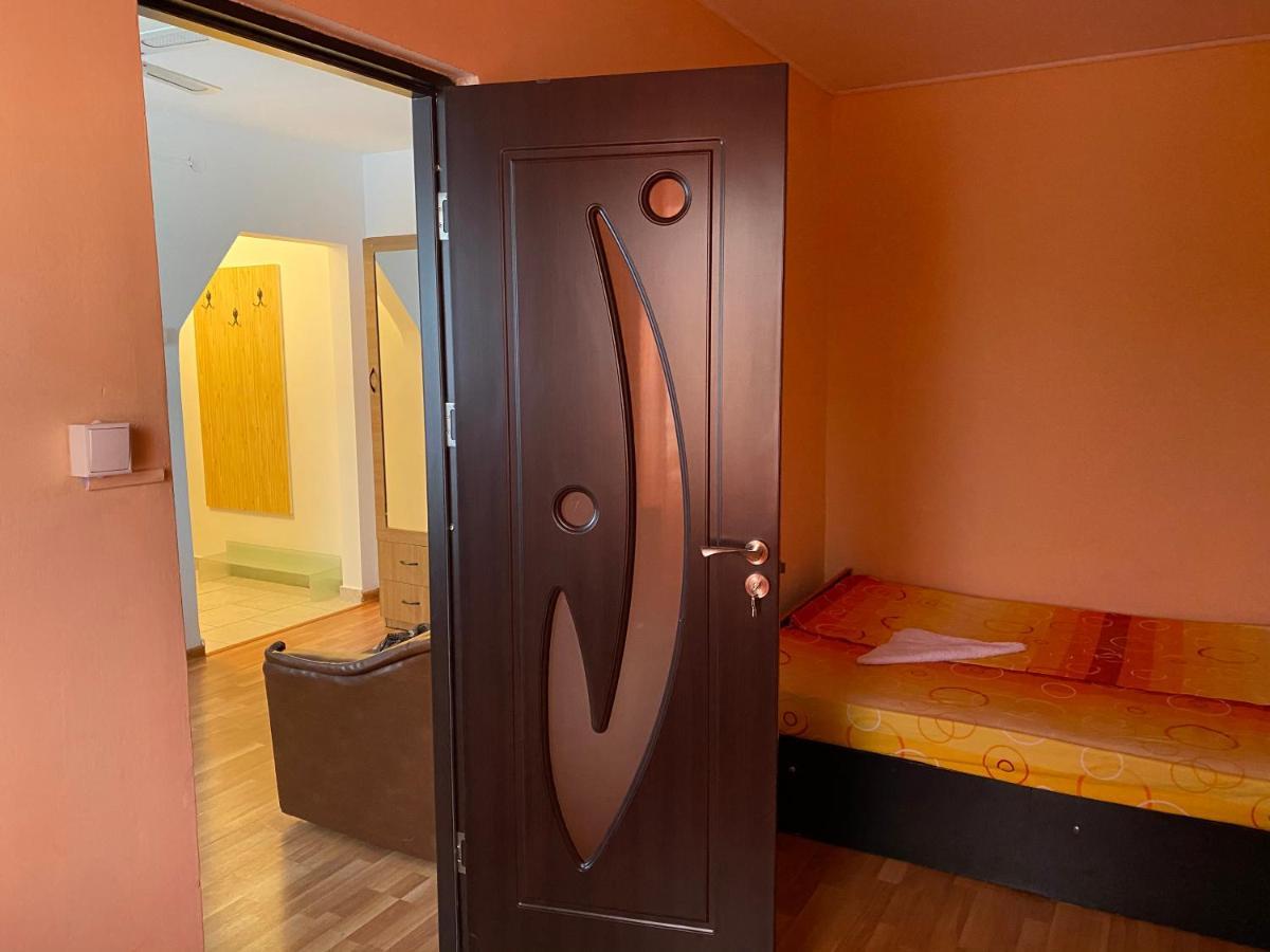 Cozy Apartments Bacău Eksteriør bilde