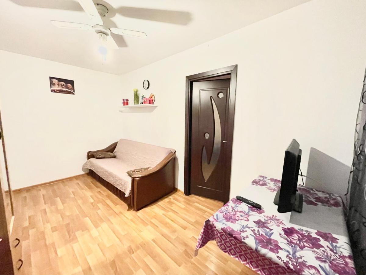 Cozy Apartments Bacău Eksteriør bilde
